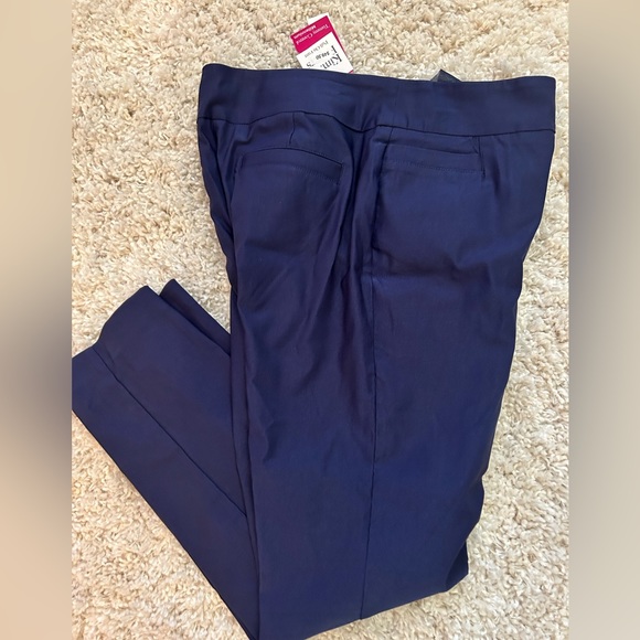 NWT Kim Rogers Pull-On with Tummy Control Navy Pants Size 12 PR Petite Reg - Picture 1 of 7